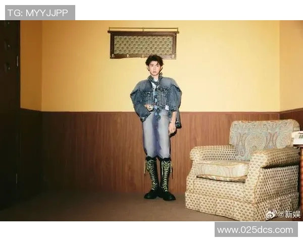 杨弋的成长之路：从青涩少年到卓越人才的蜕变与追求