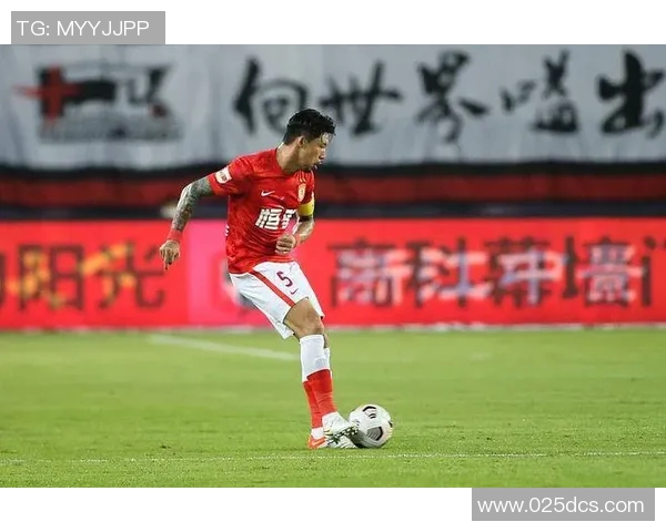 鲁能全华班对决恒大全华班的巅峰对决展现中国足球新风貌