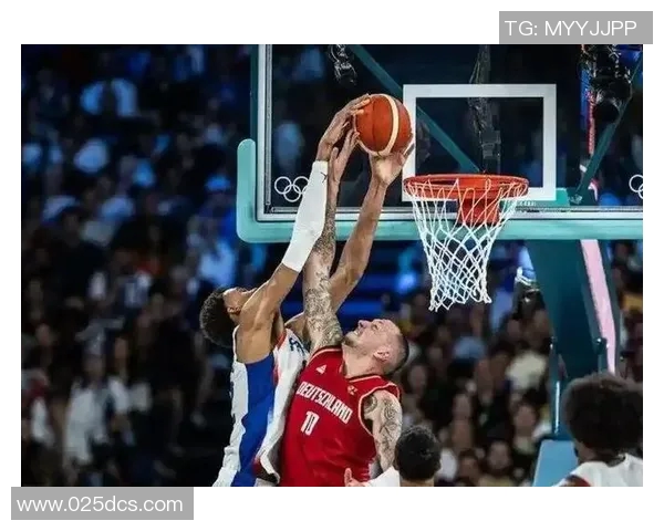 文班亚马首场比赛表现惊艳五次盖帽与字母哥隔扣引发热议